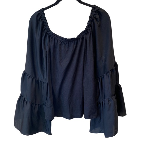 Anthropologie Gloria Off The Shoulder Ruffle Bell Sleeve Top Black size Medium - Picture 2 of 9